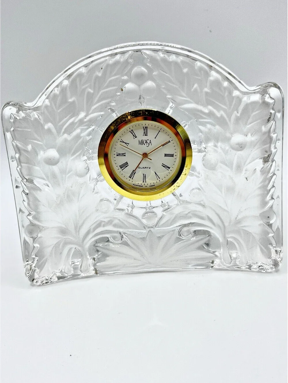 Mikasa Vintage Frosted Maple Leaf Desk Clock Quartz Movement Works 3106.2